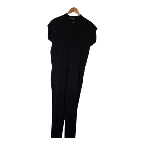 Vince Shortsleeve Black Jumpsuit Romper Size 8 Career Evening Mobwife Travel - Picture 2 of 12